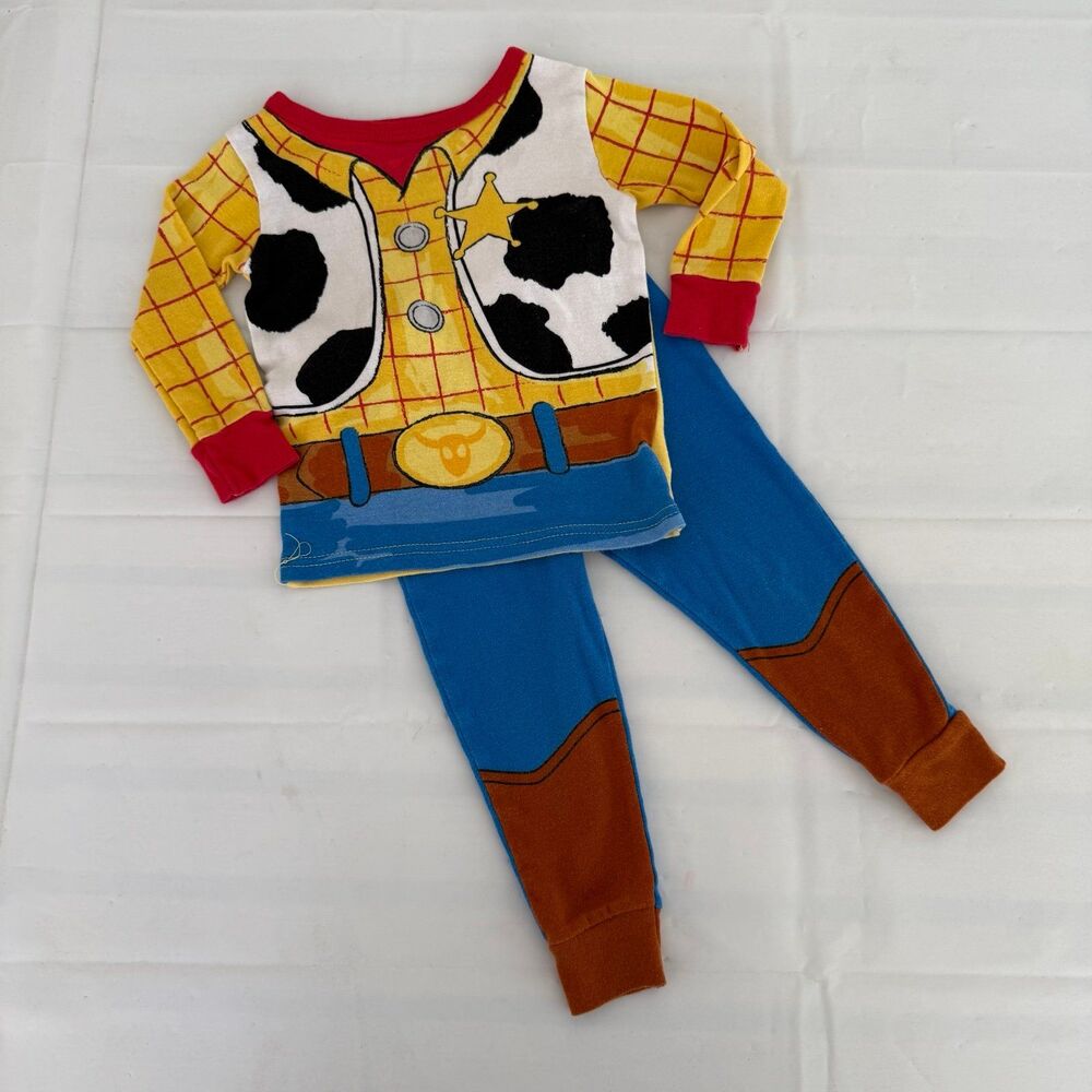 Disney Pixar Toy Story Woody Toddler 2T Snug Fit Pajamas PJs Cowboy